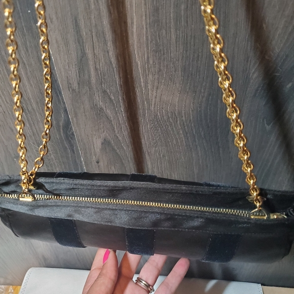 Vintage Italian Black Evening Bag Velvet Satin 80s Clutch Double Chain Gold - Picture 3 of 10